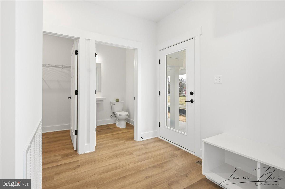 RIVERS EDGE - Residential