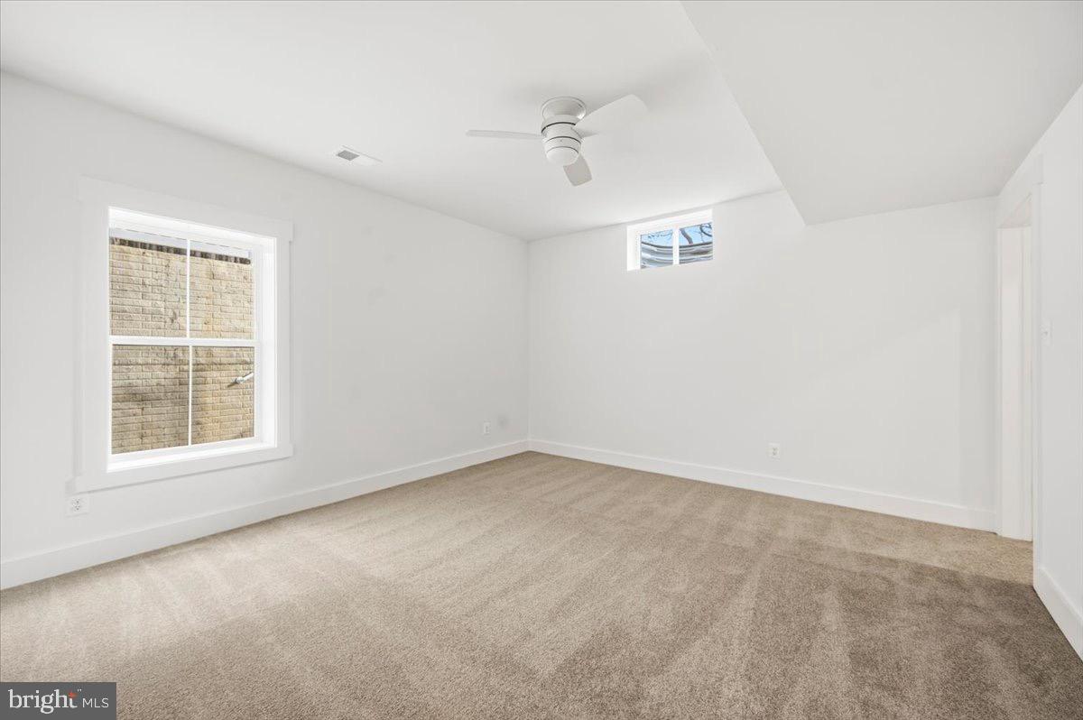 RIVERS EDGE - Residential