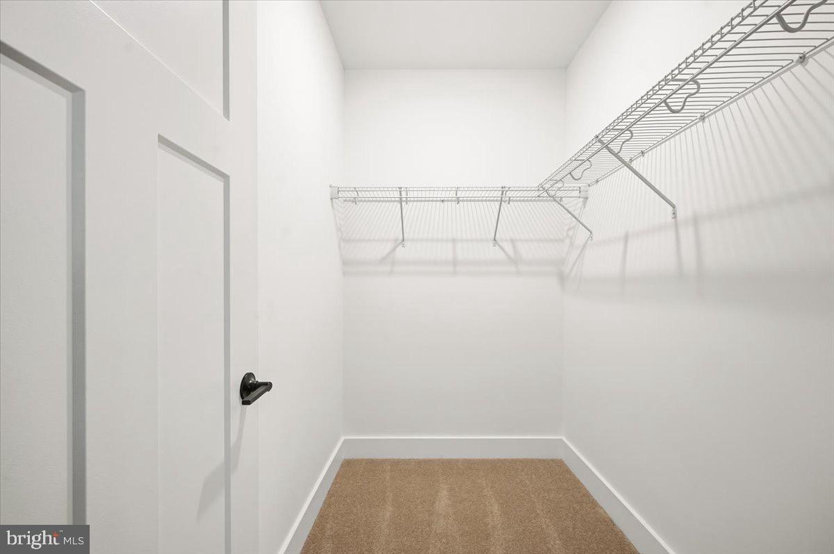 RIVERS EDGE - Residential