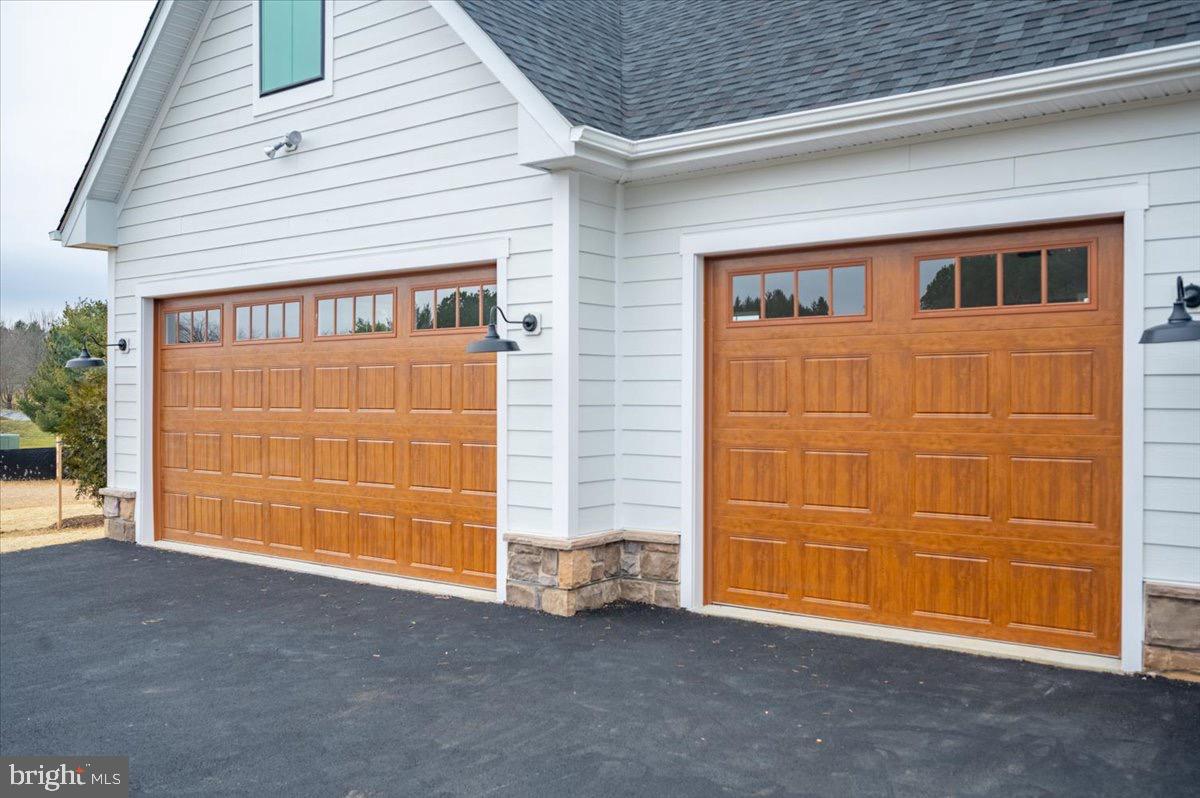 RIVERS EDGE - Residential