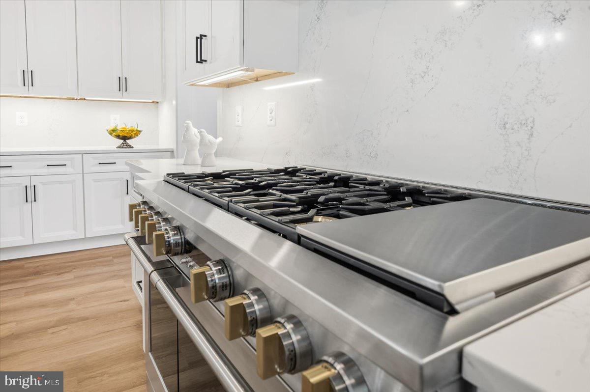 RIVERS EDGE - Residential