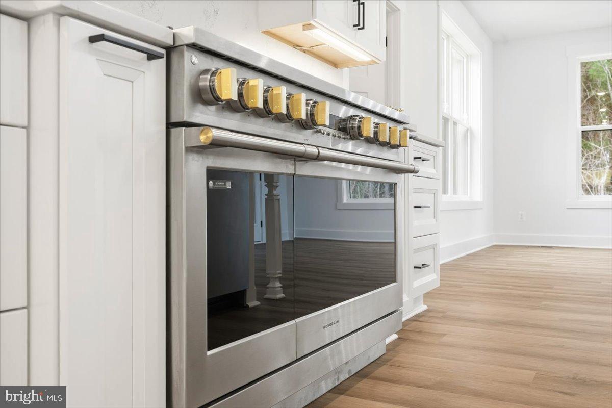 RIVERS EDGE - Residential