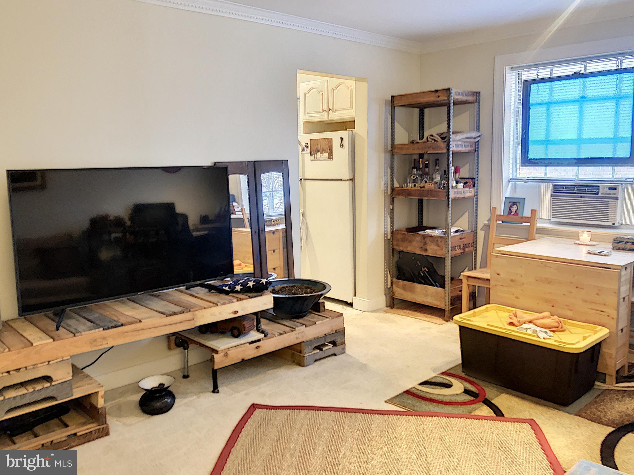 OLD TOWN - Residential Lease