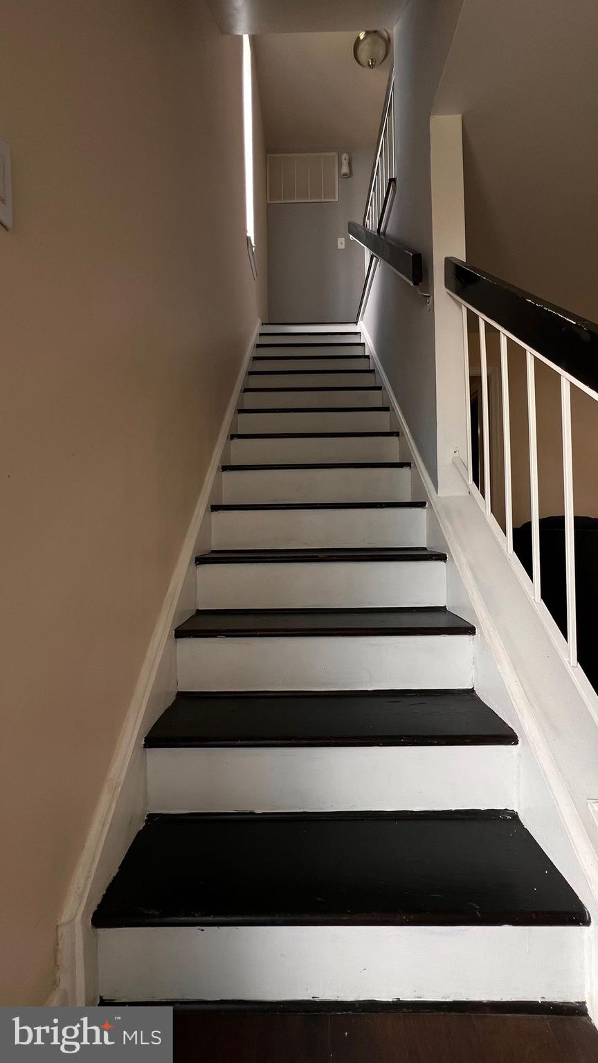 MOUNTAIN VILLAGE - Residential