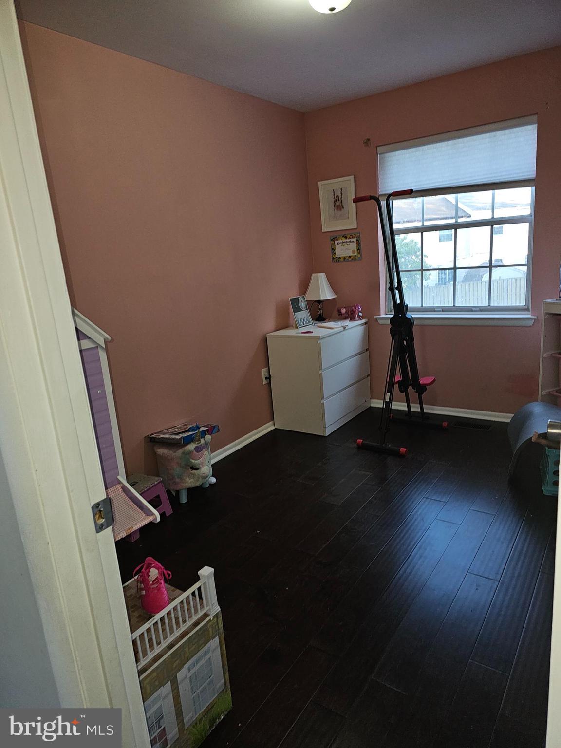 MOUNTAIN VILLAGE - Residential