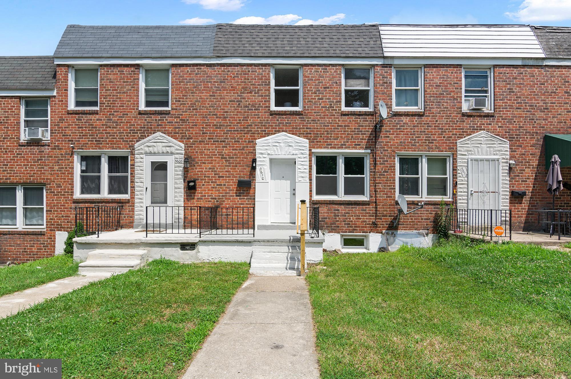 Check out this BEAUTY! Super convenient location!
This townhome has 3 bedrooms and 1 bath upstairs with a bonus 4th bedroom in the basement. Enjoy an updated kitchen with beautiful quartz countertops, modern backsplash and brand new stainless steel appliances! Freshly painted as well as upgraded lighting throughout the house! Flooring upgrades include new kitchen floor and newly carpeted staircases. Spend your evenings relaxing on the deck overlooking one of the deepest backyards in the area!
