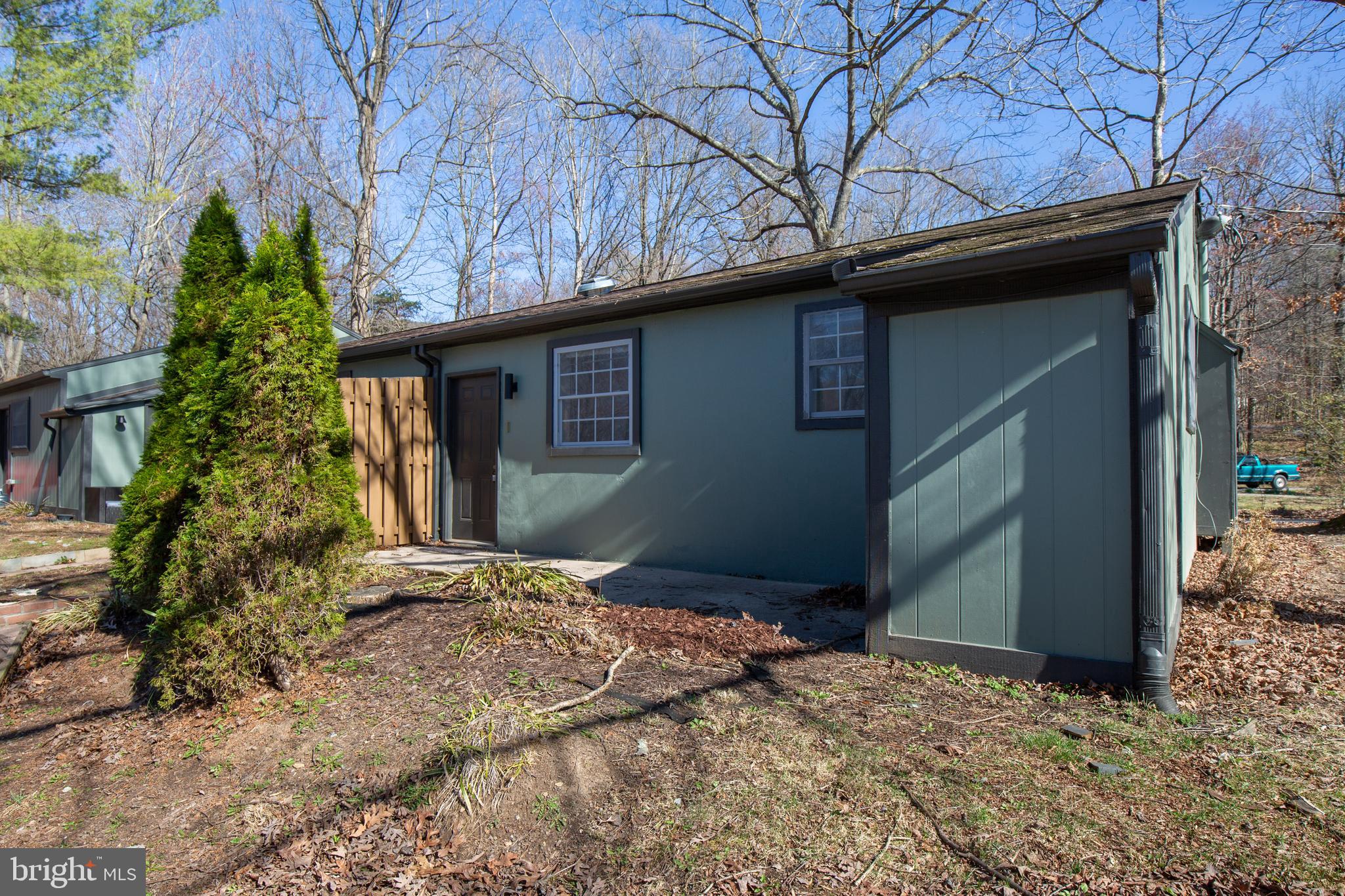 SHANNONDALE - Residential Lease