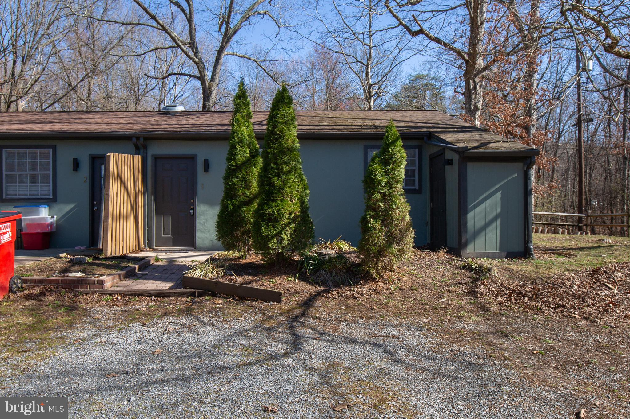 SHANNONDALE - Residential Lease