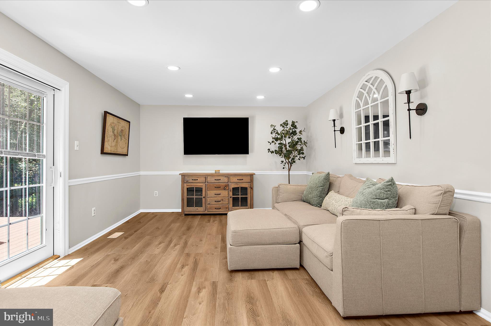 SHIPLEYS CHOICE - Residential