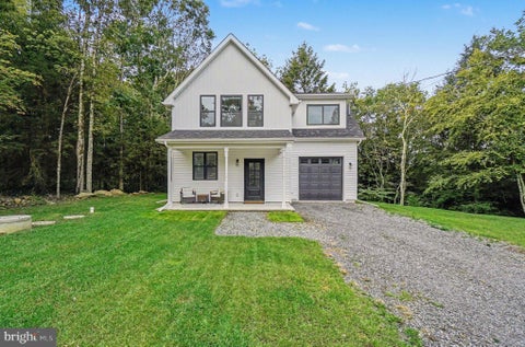 Homes For Sale - 2 Cold Spring Drive<br/> JIM THORPE, PA 18229
