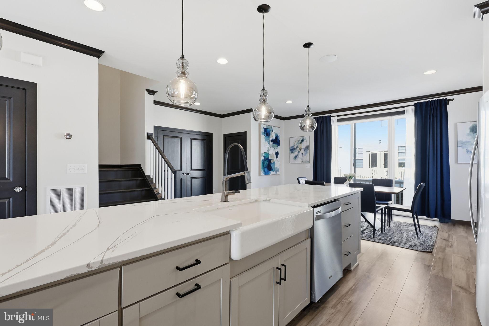 HIGHLANDER PARK - Residential