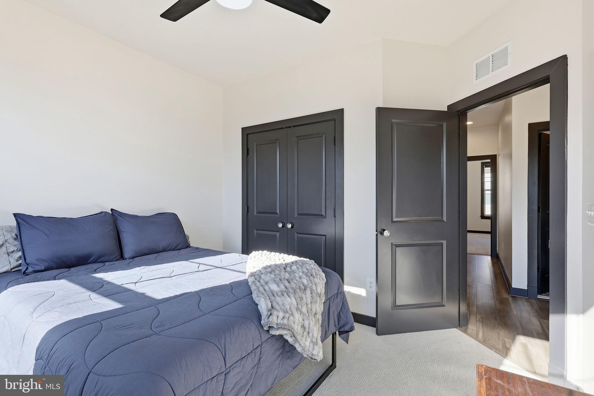 HIGHLANDER PARK - Residential