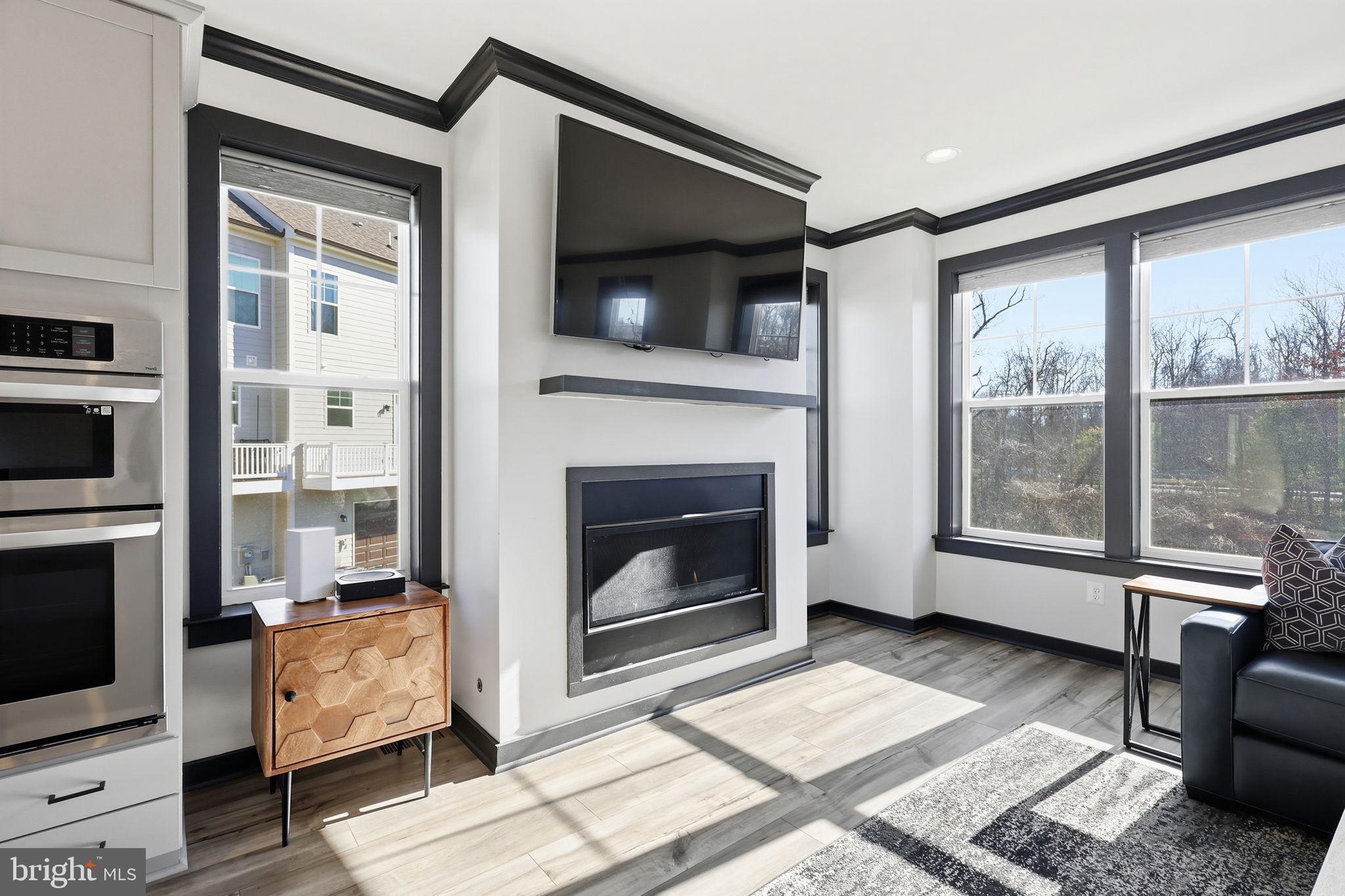 HIGHLANDER PARK - Residential