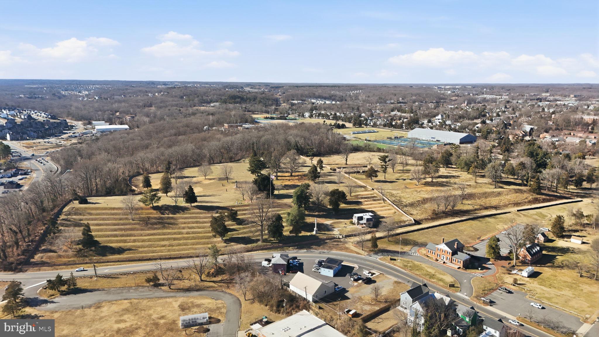 HIGHLANDER PARK - Residential