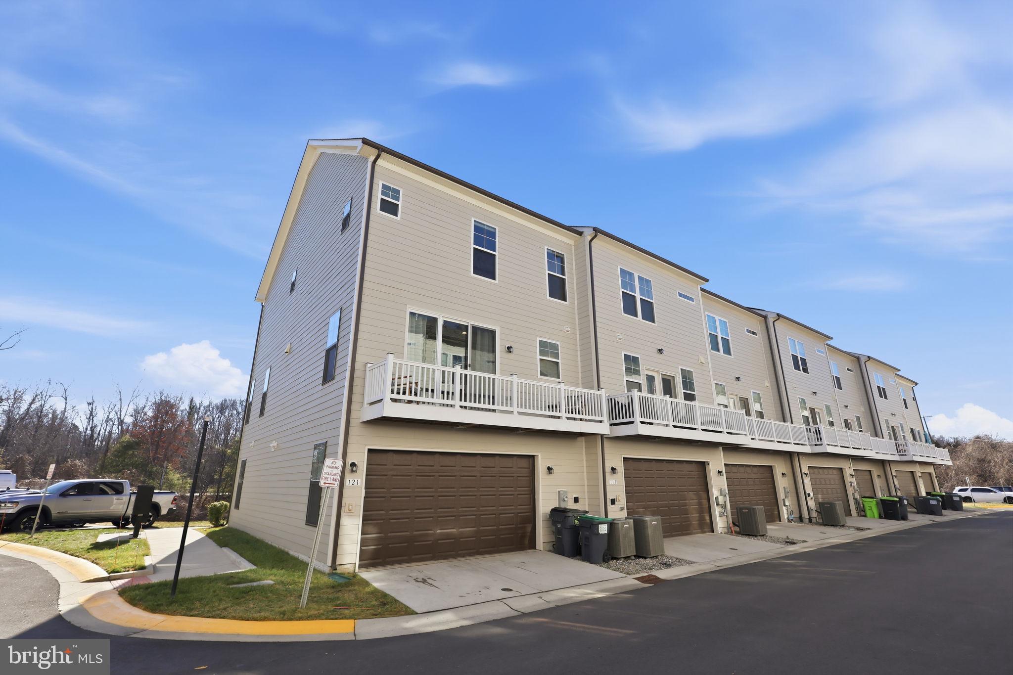 HIGHLANDER PARK - Residential