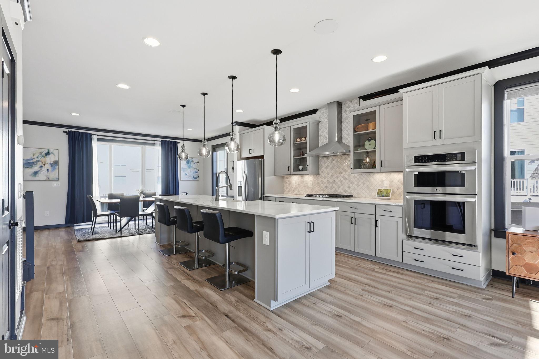 HIGHLANDER PARK - Residential