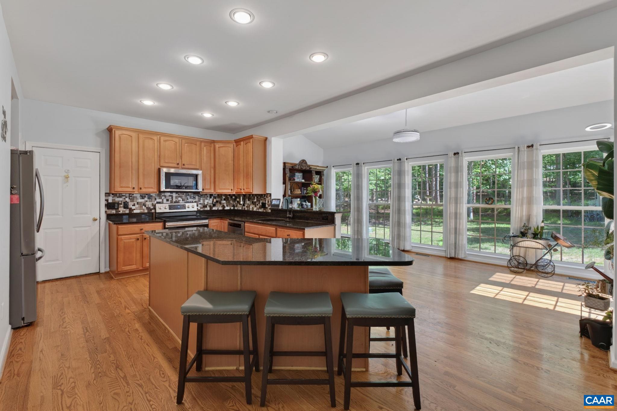 MOUNTAIN VIEW ESTATES - Residential
