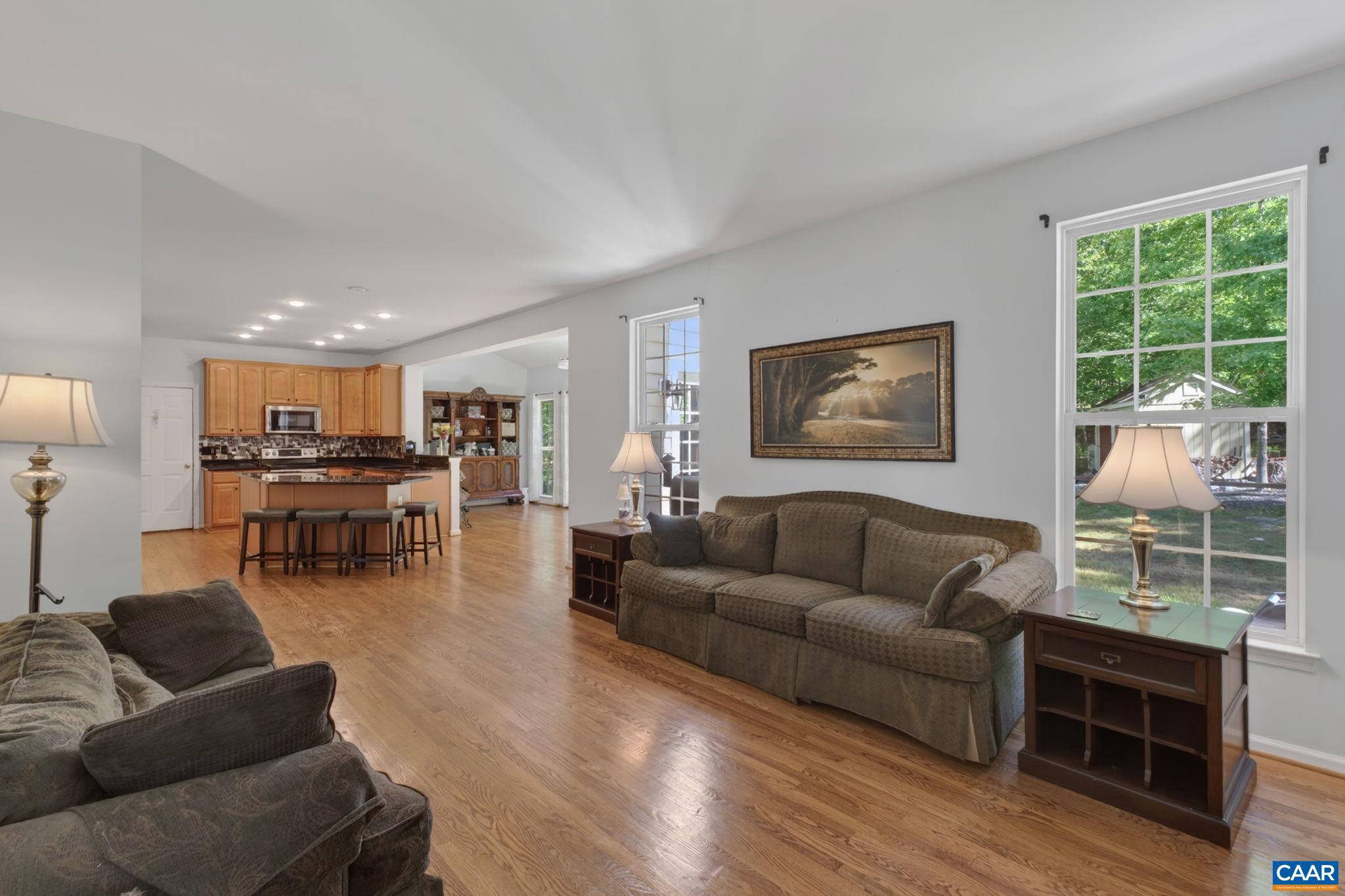 MOUNTAIN VIEW ESTATES - Residential