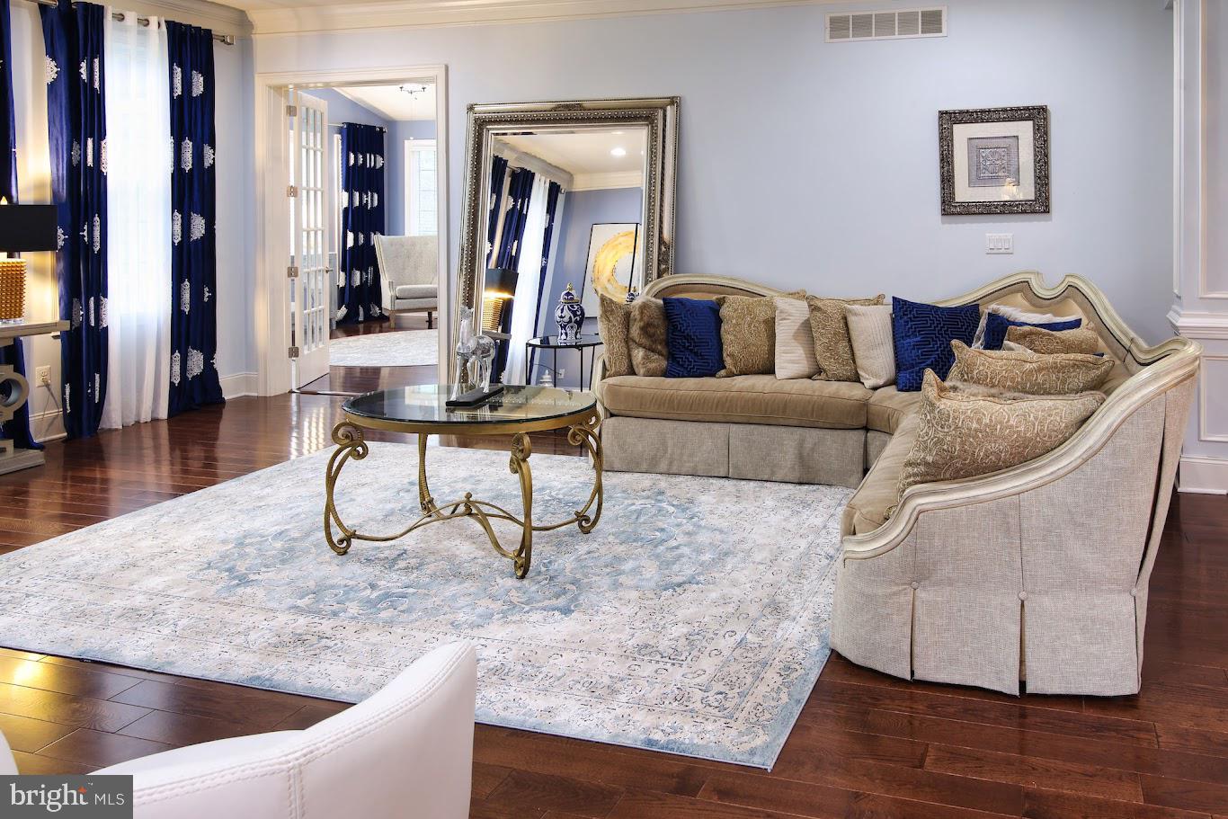 PATUXENT CHASE - Residential