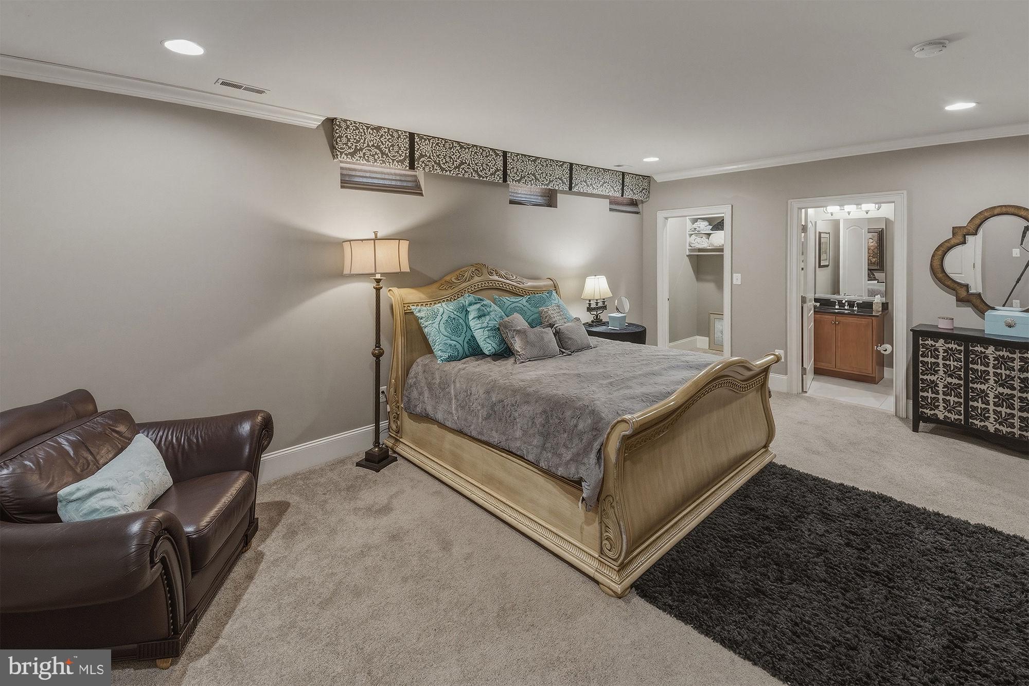 PATUXENT CHASE - Residential