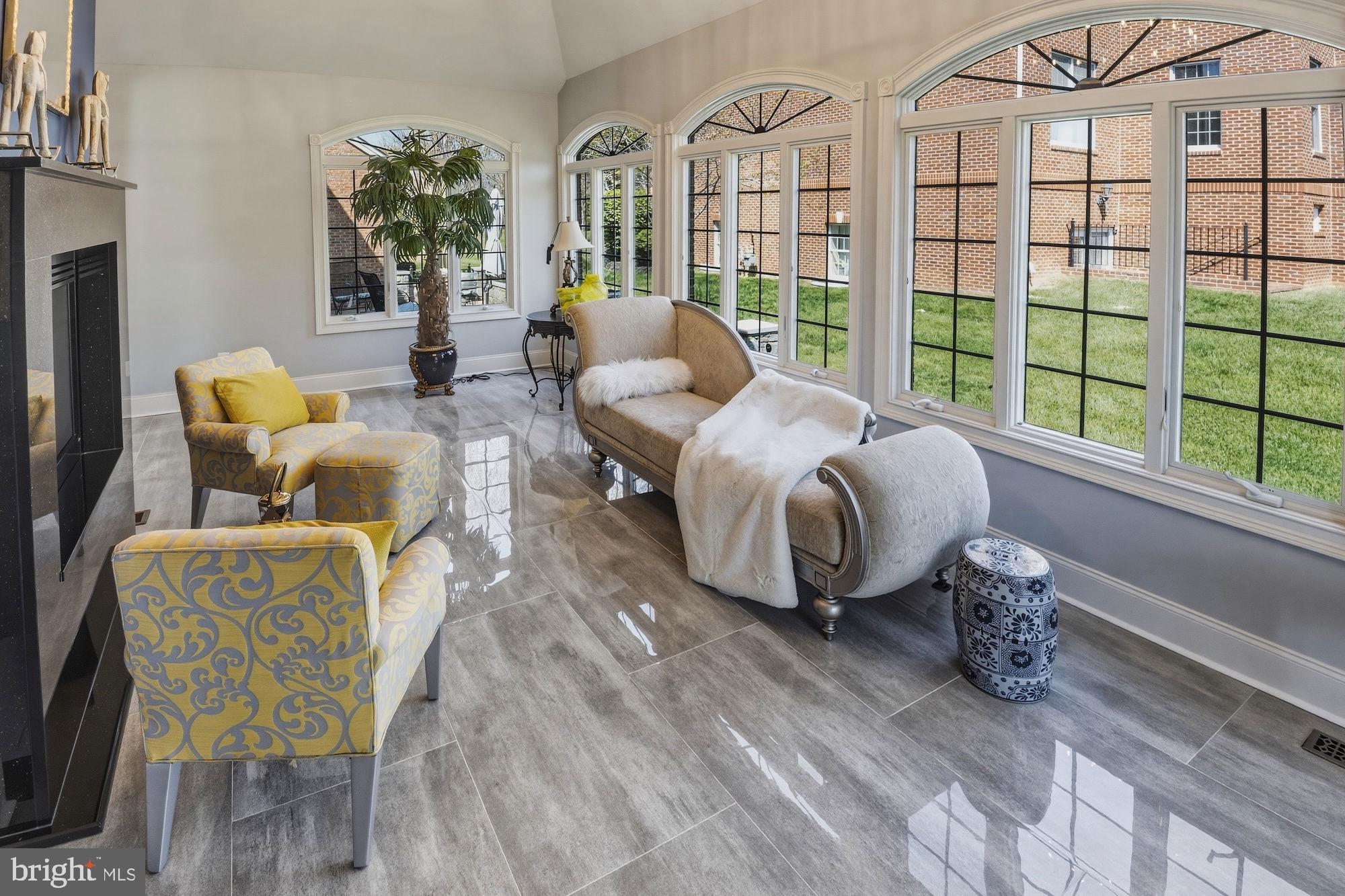 PATUXENT CHASE - Residential