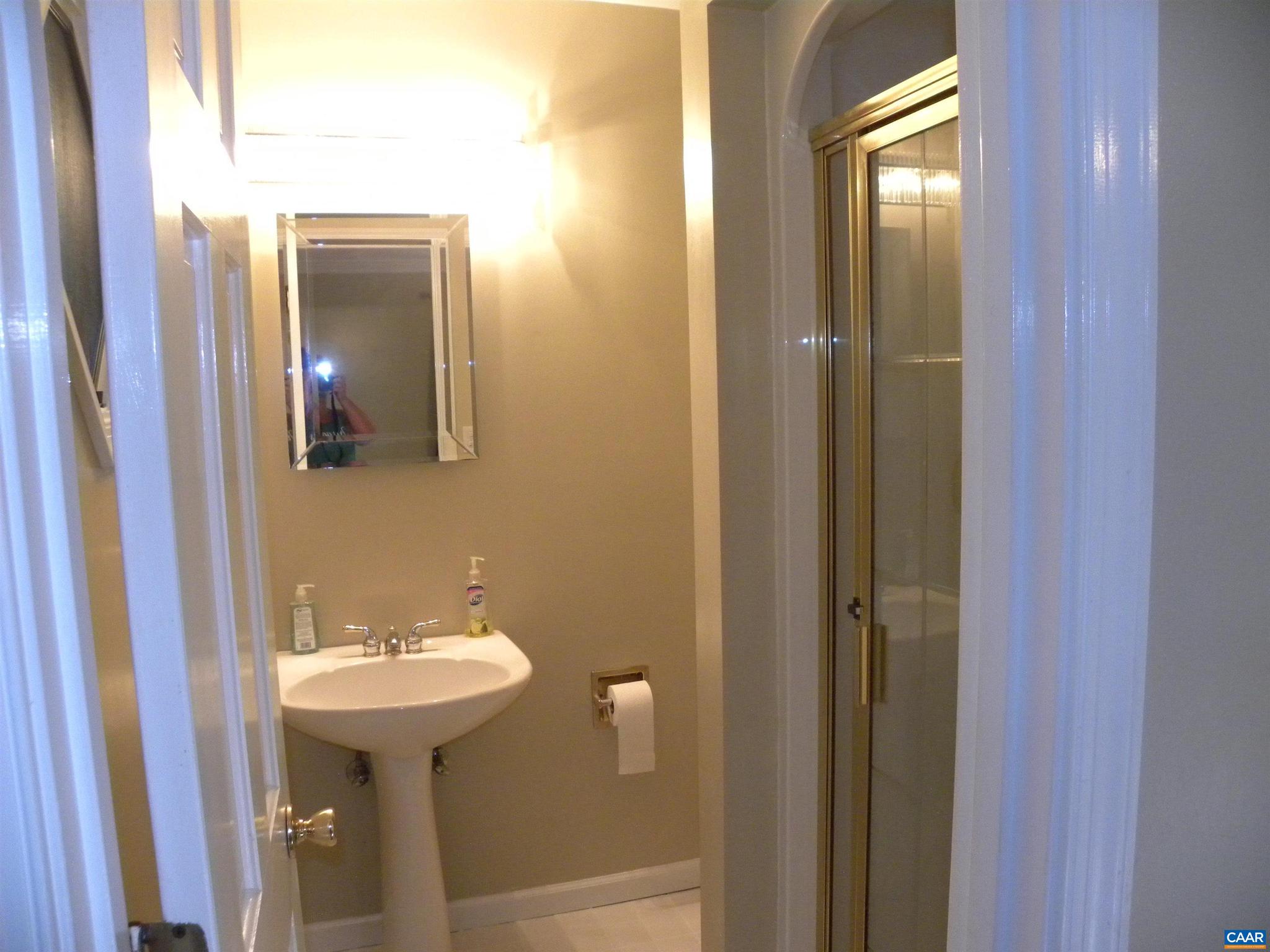 WILDWOOD VALLEY - Residential Lease