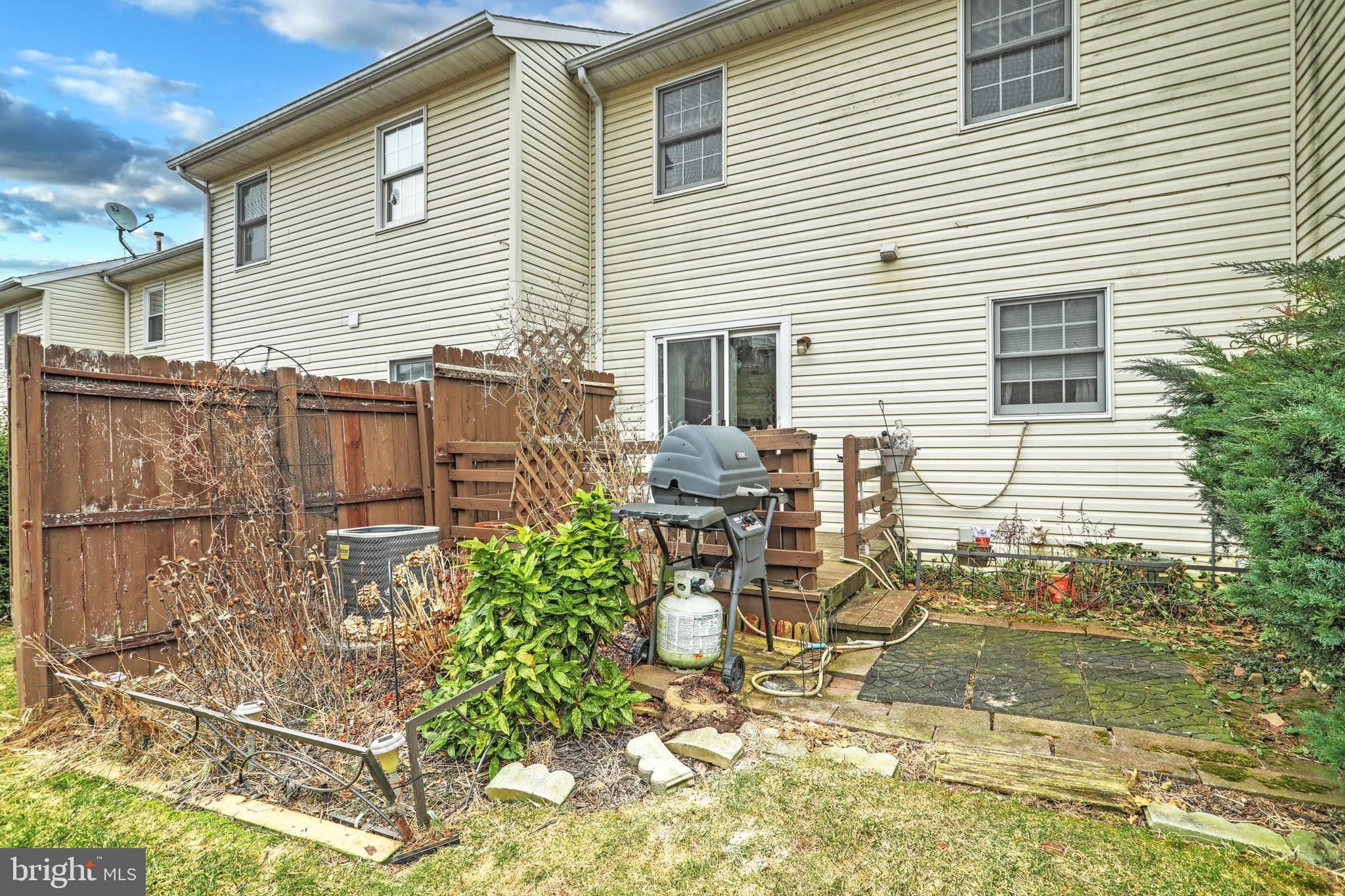 WOODMONT ESTATES - Residential