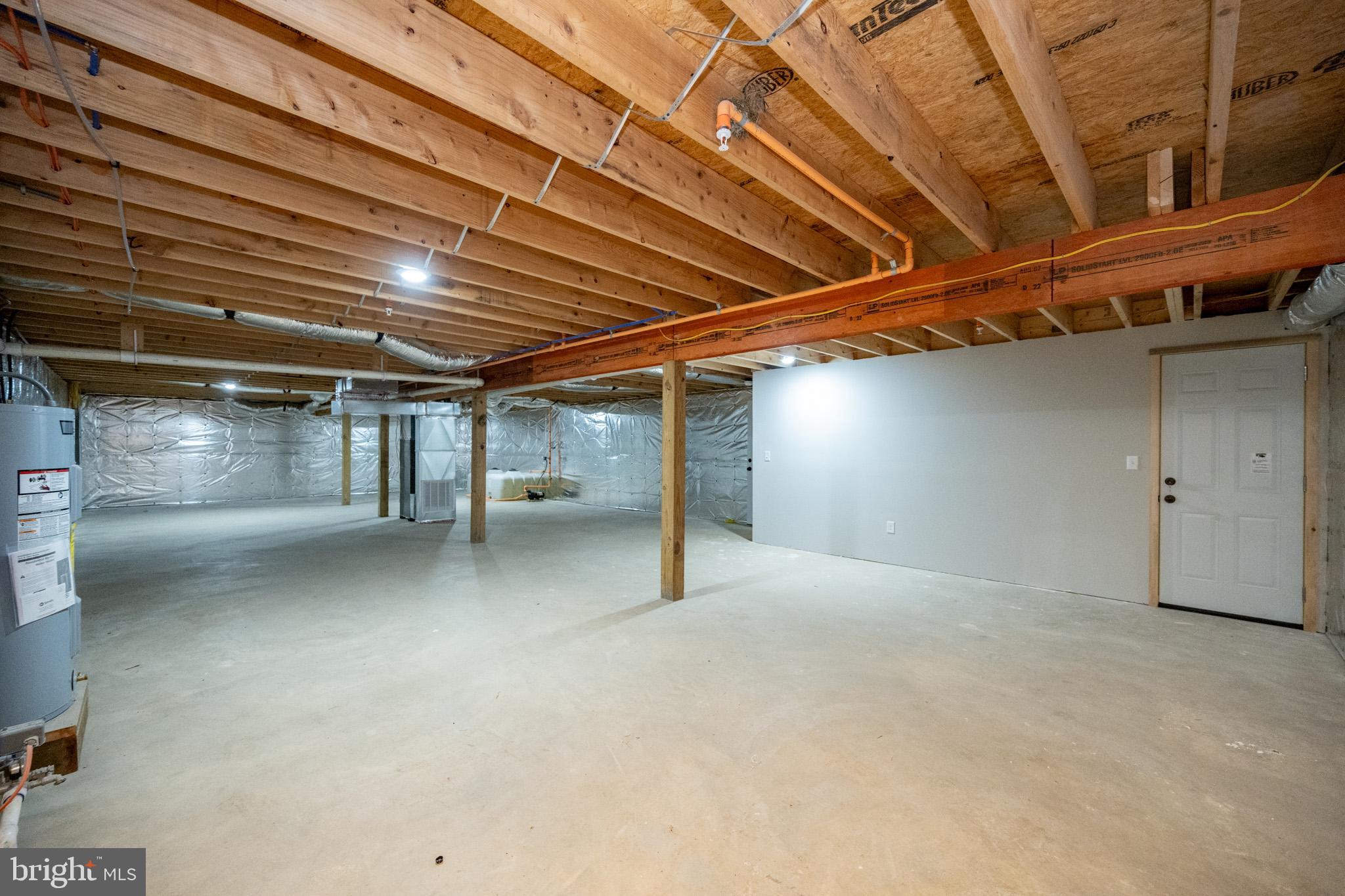 DEEP CREEK ESTATES - Residential