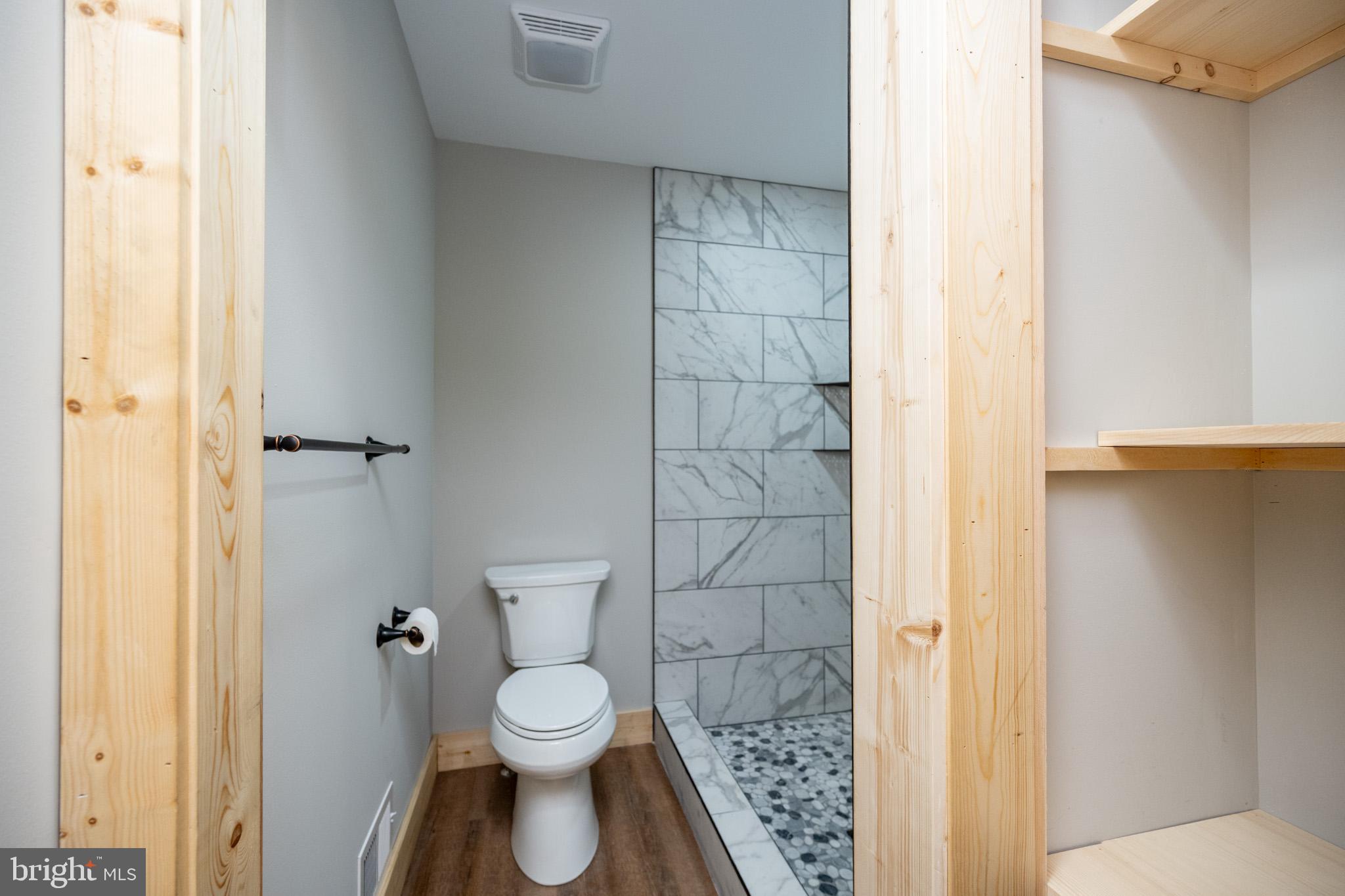 DEEP CREEK ESTATES - Residential