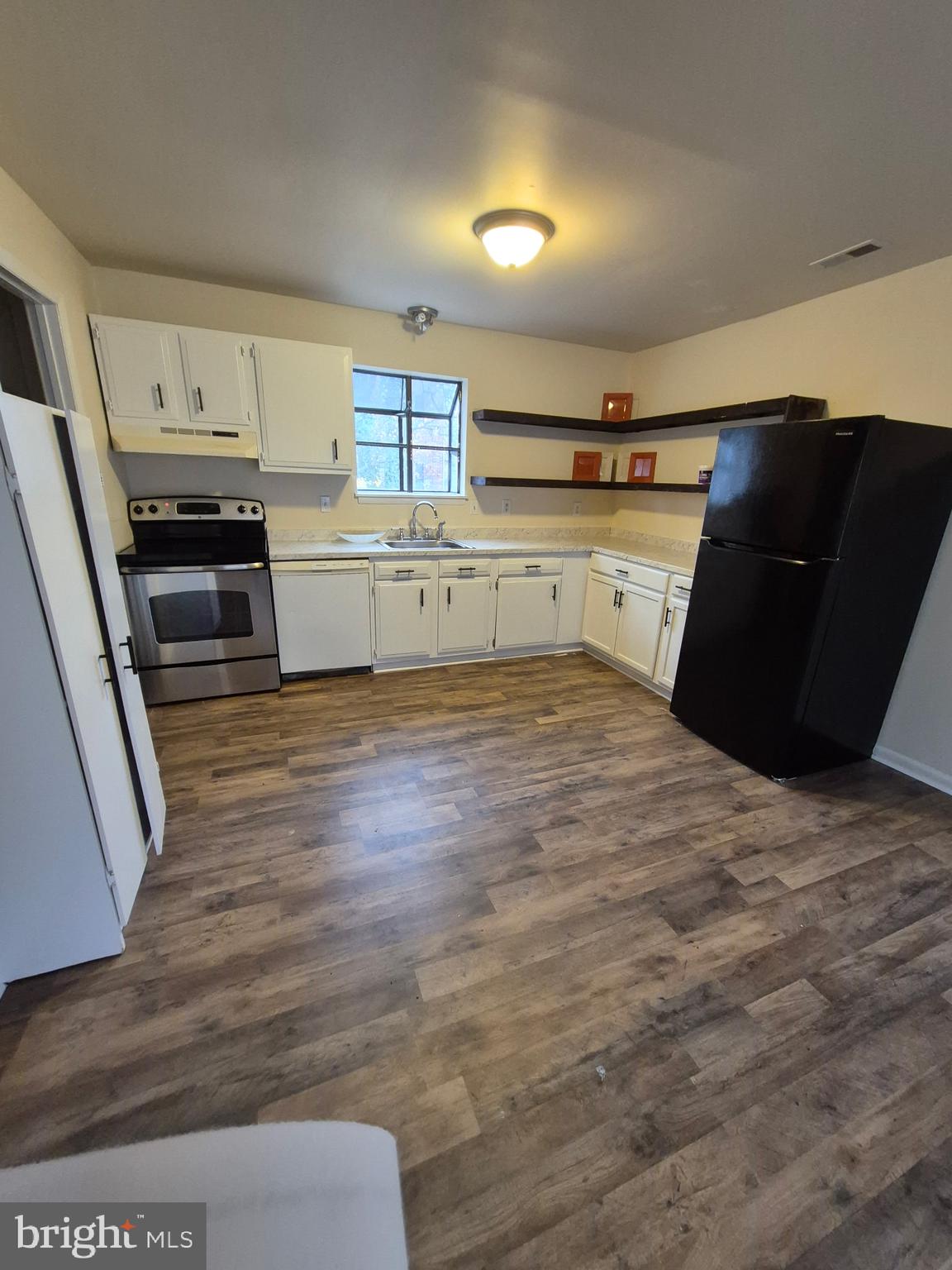 46843 S SHANGRI LA DRIVE