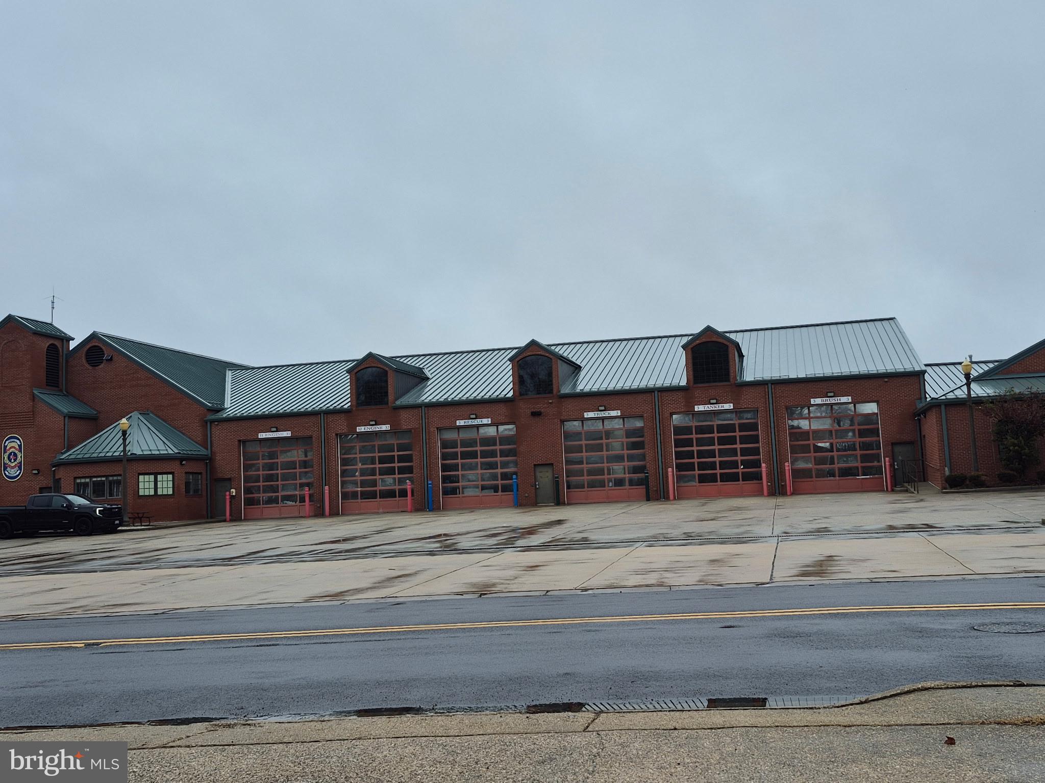 46843 S SHANGRI LA DRIVE