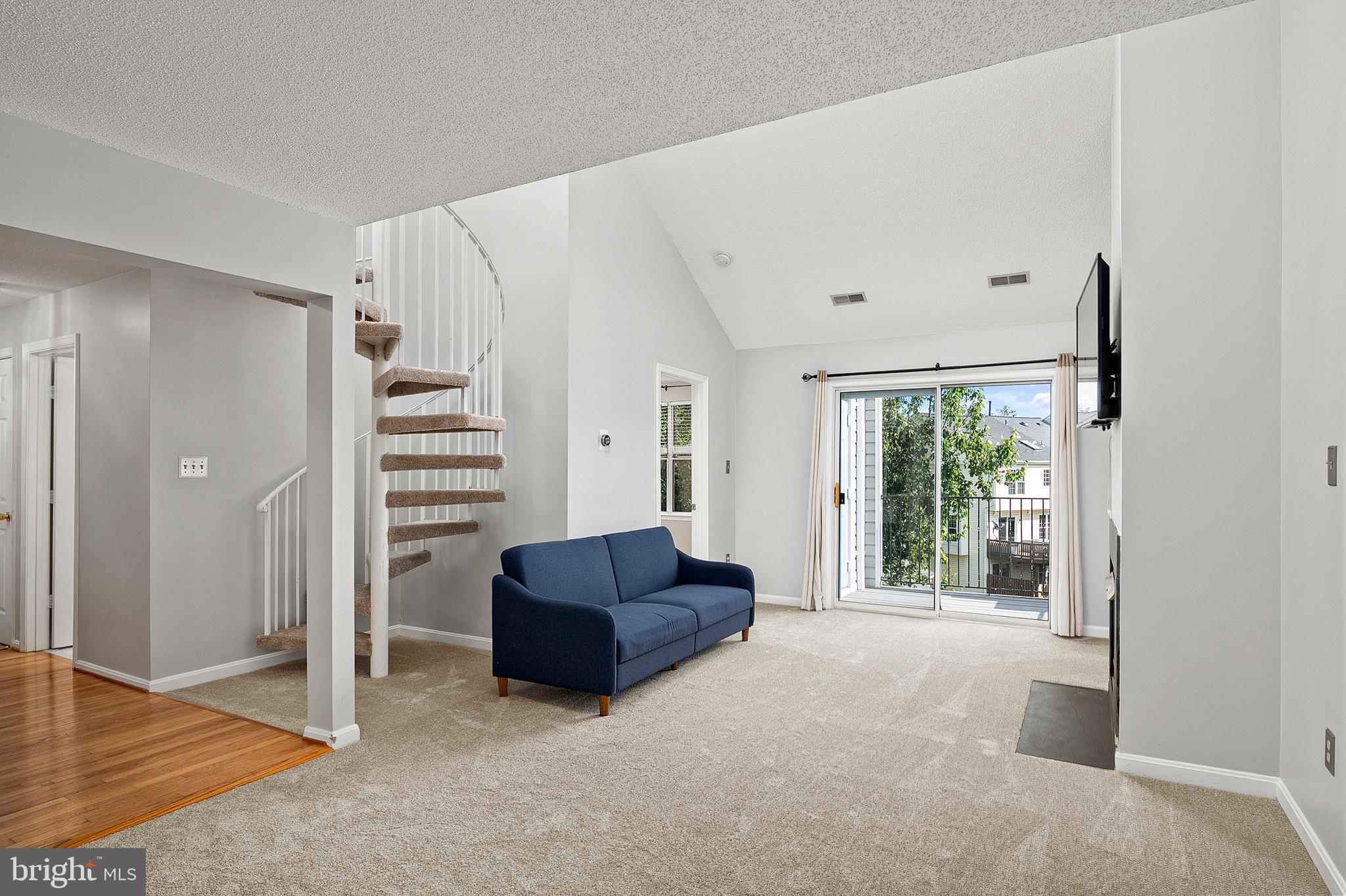 DECOVERLY - Residential