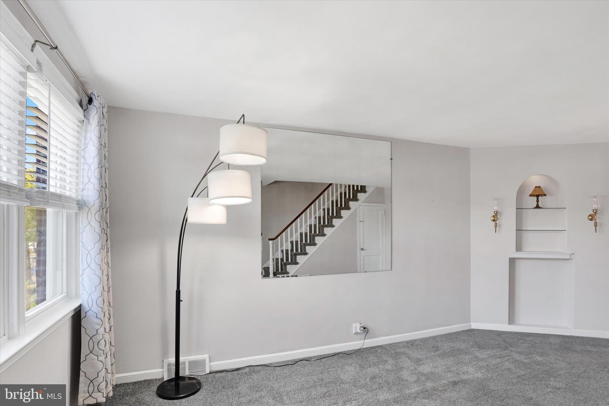 MAYFAIR - Residential