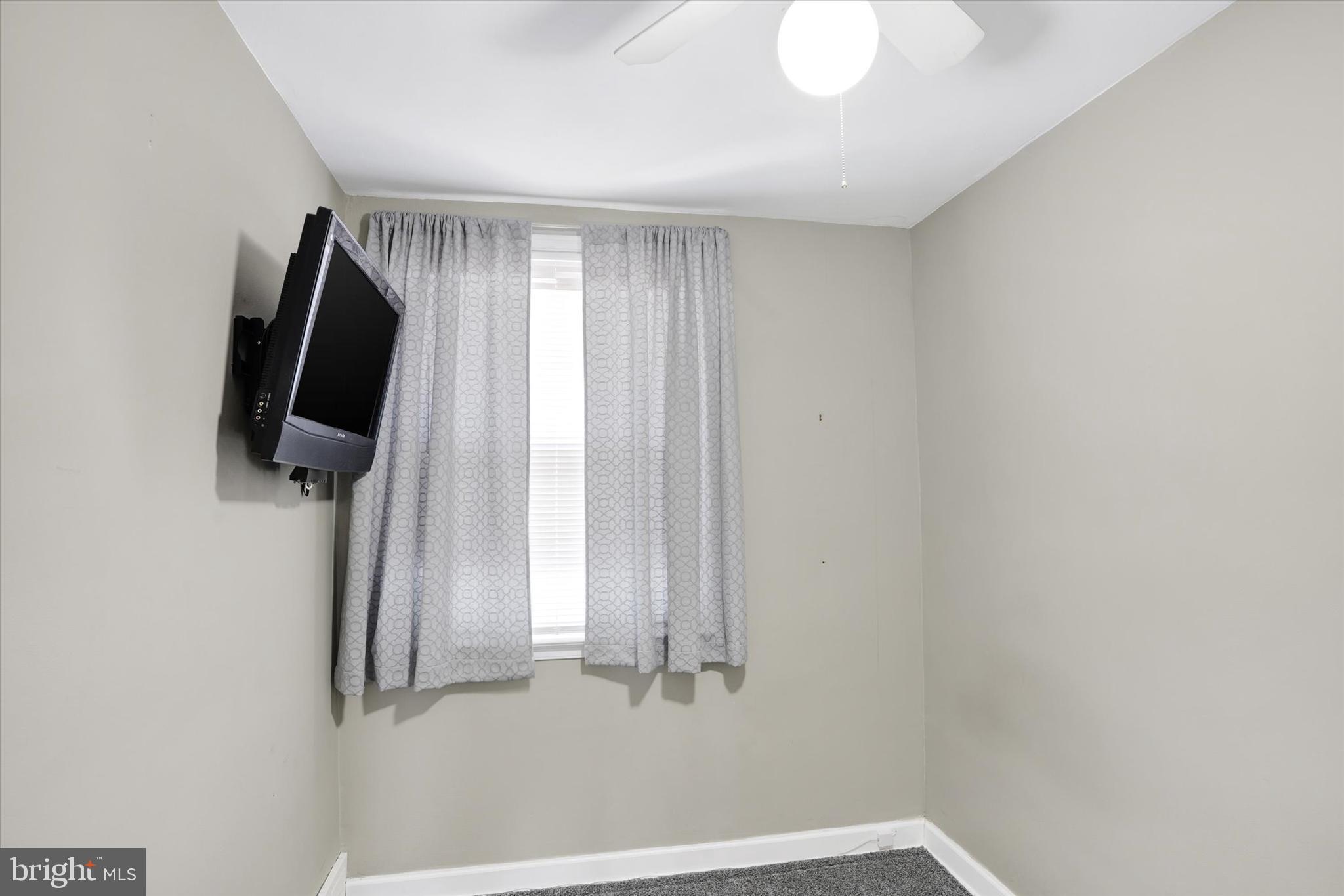 MAYFAIR - Residential