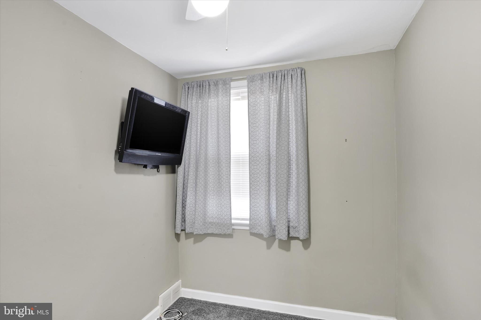 MAYFAIR - Residential