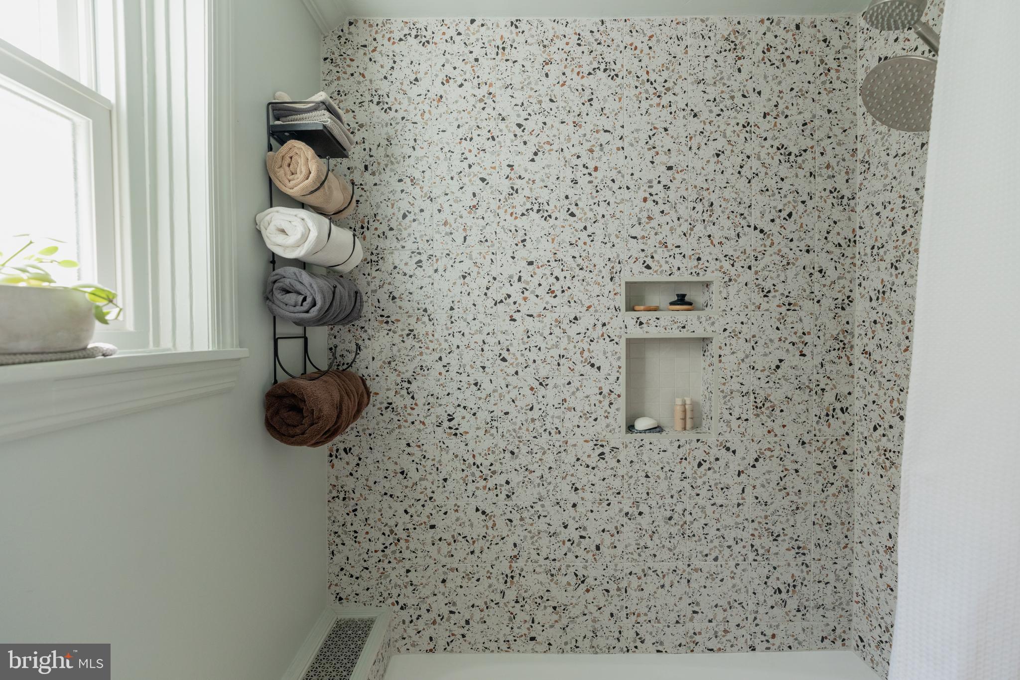 PASSYUNK SQUARE - Residential