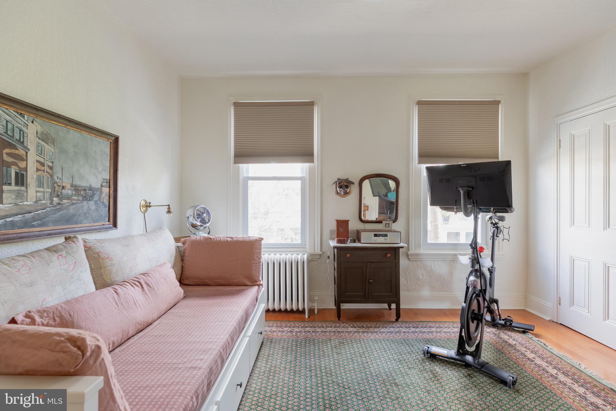 PASSYUNK SQUARE - Residential