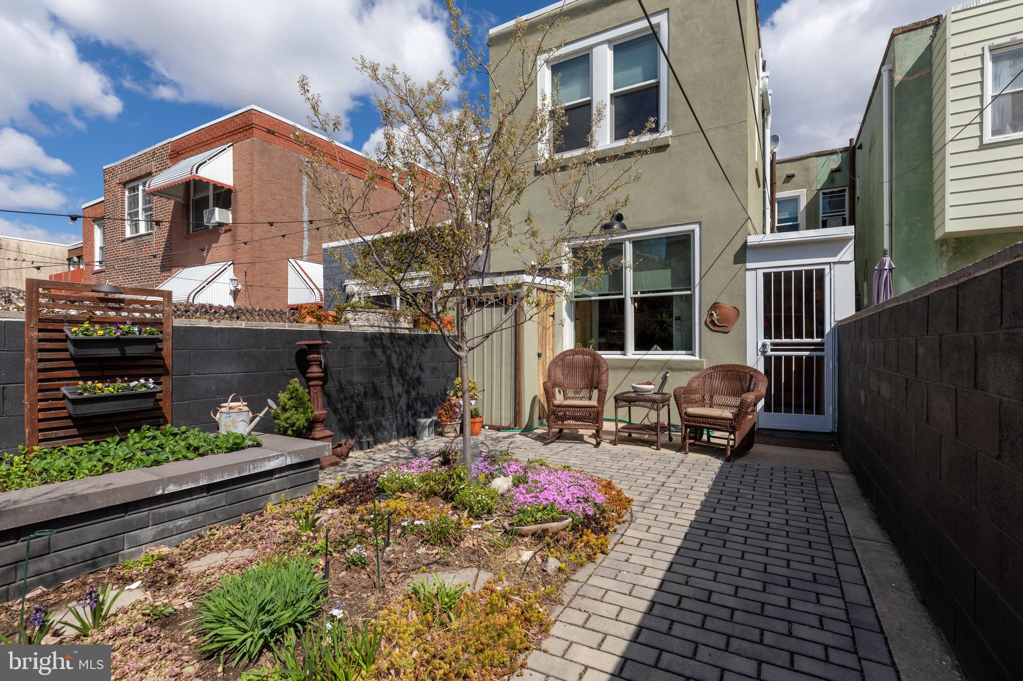 PASSYUNK SQUARE - Residential