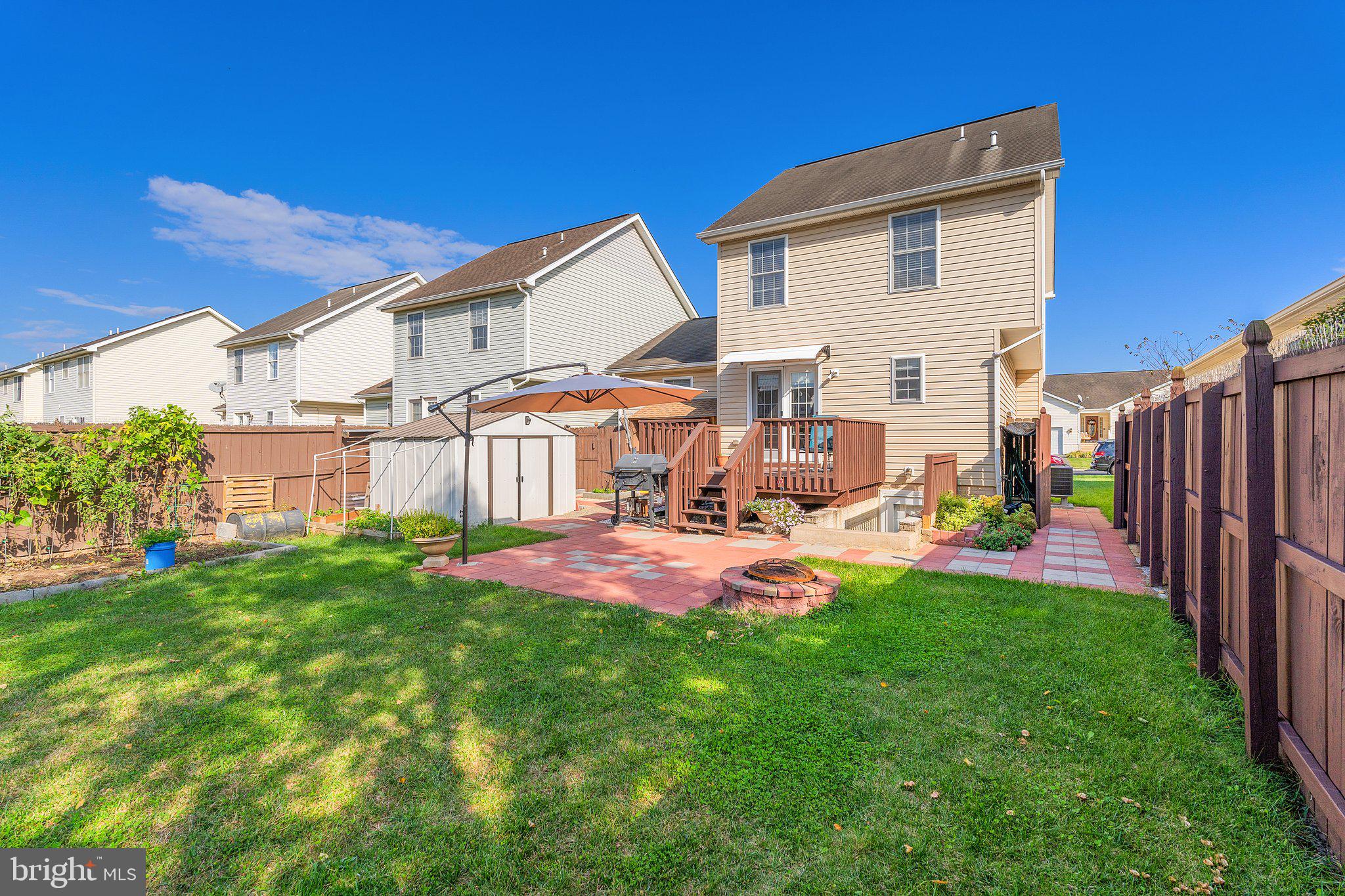 BRIAR RUN - Residential