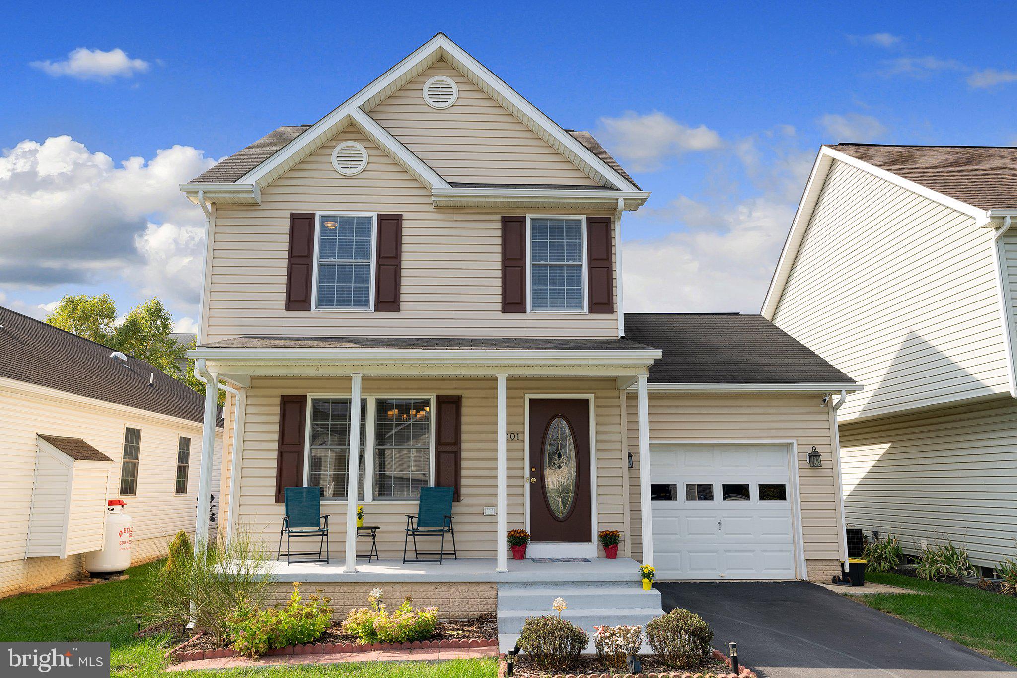 BRIAR RUN - Residential