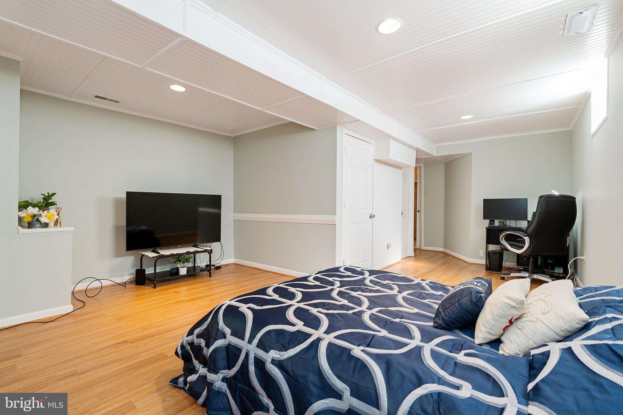 BRIAR RUN - Residential