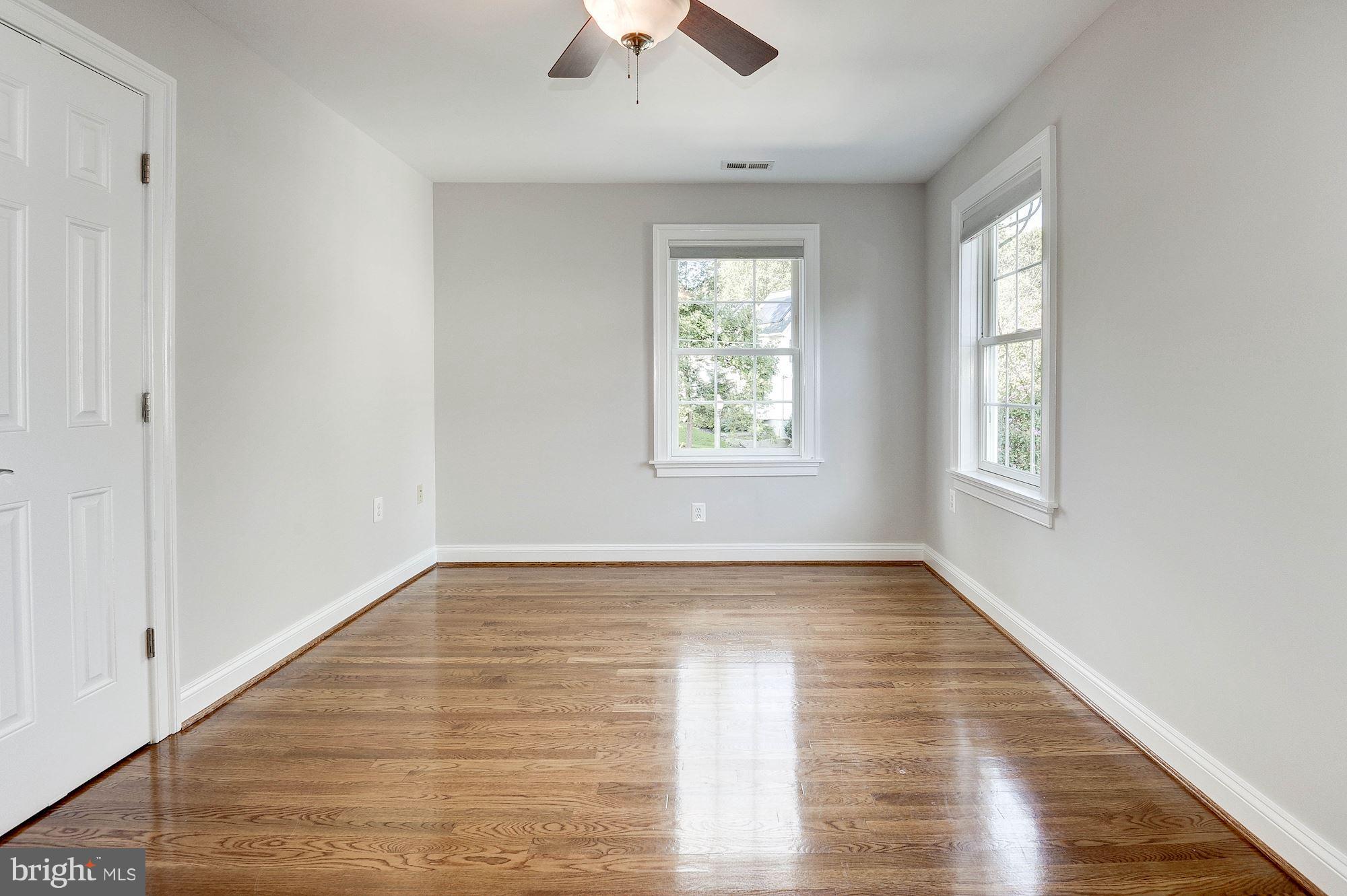 LYON PARK - Residential