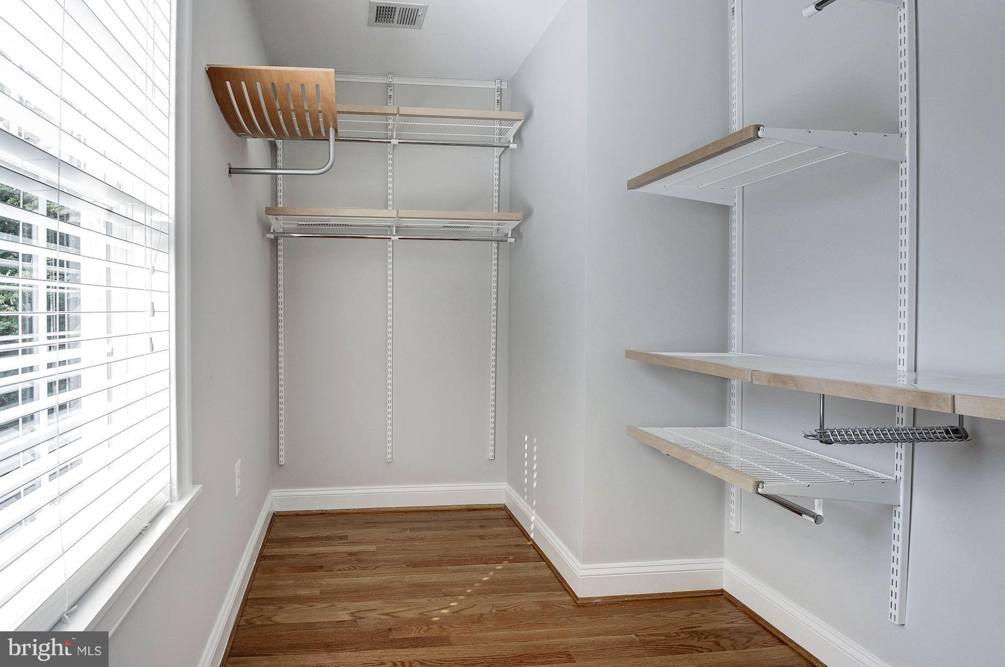 LYON PARK - Residential