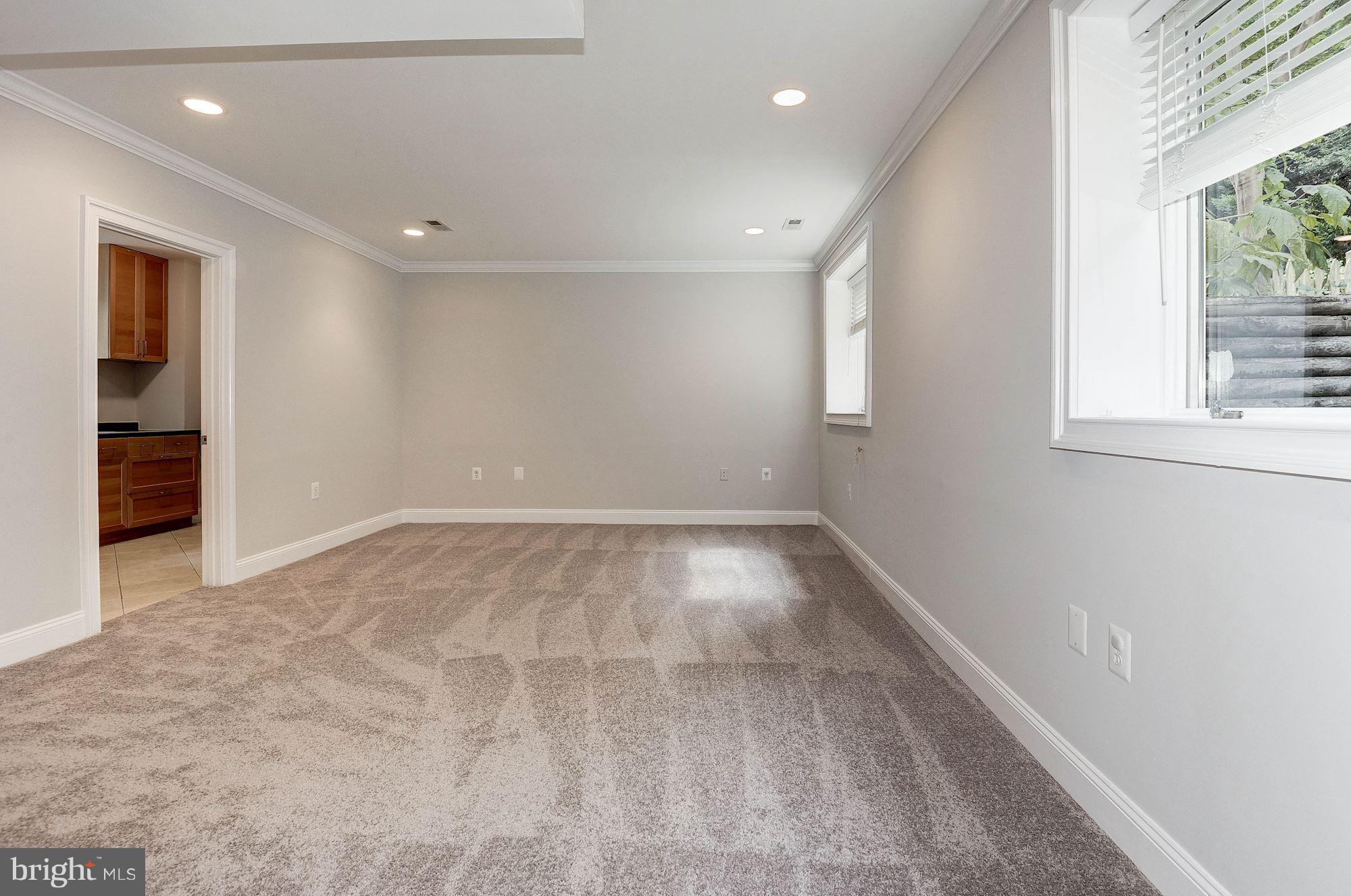 LYON PARK - Residential