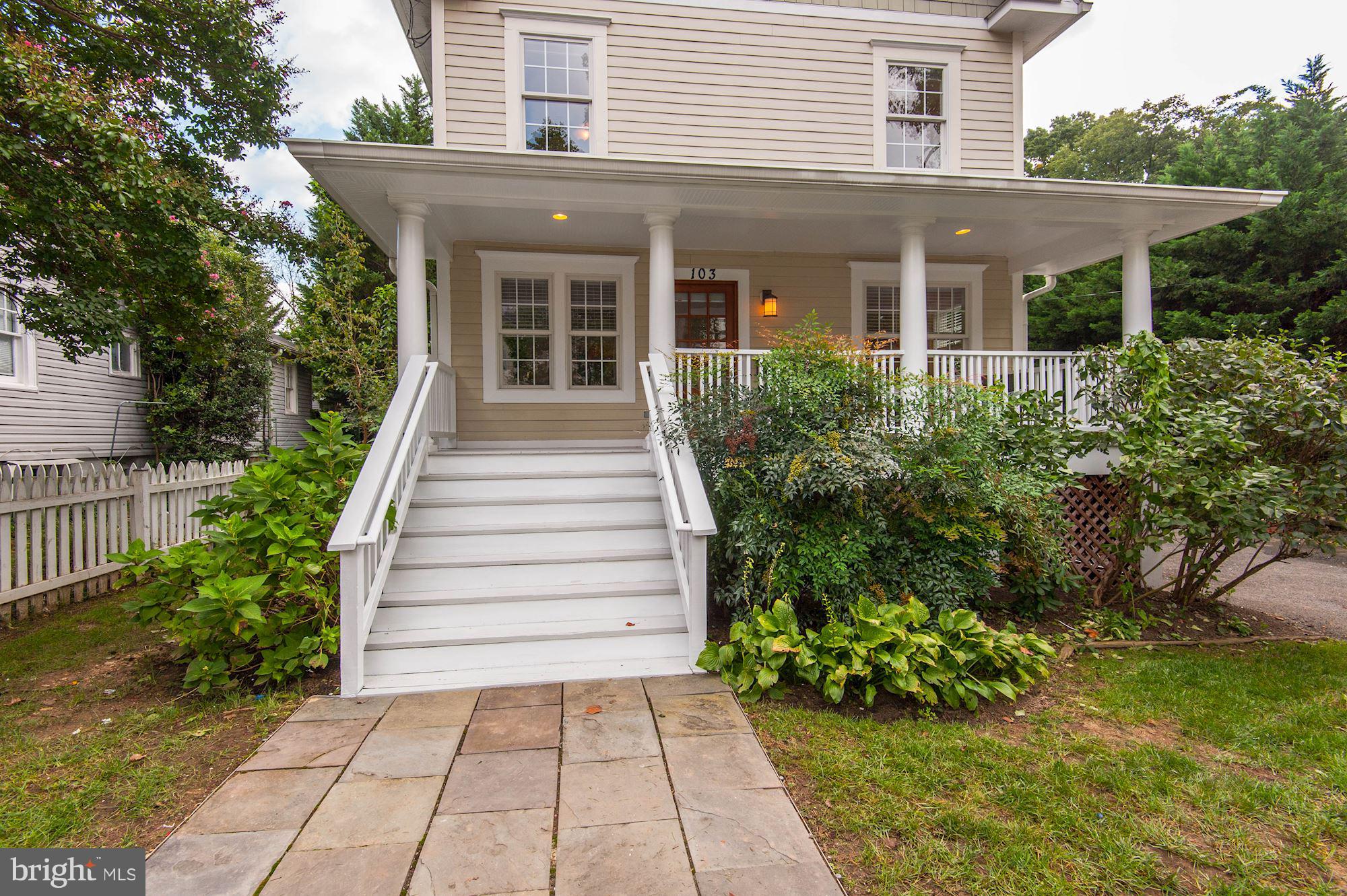 LYON PARK - Residential