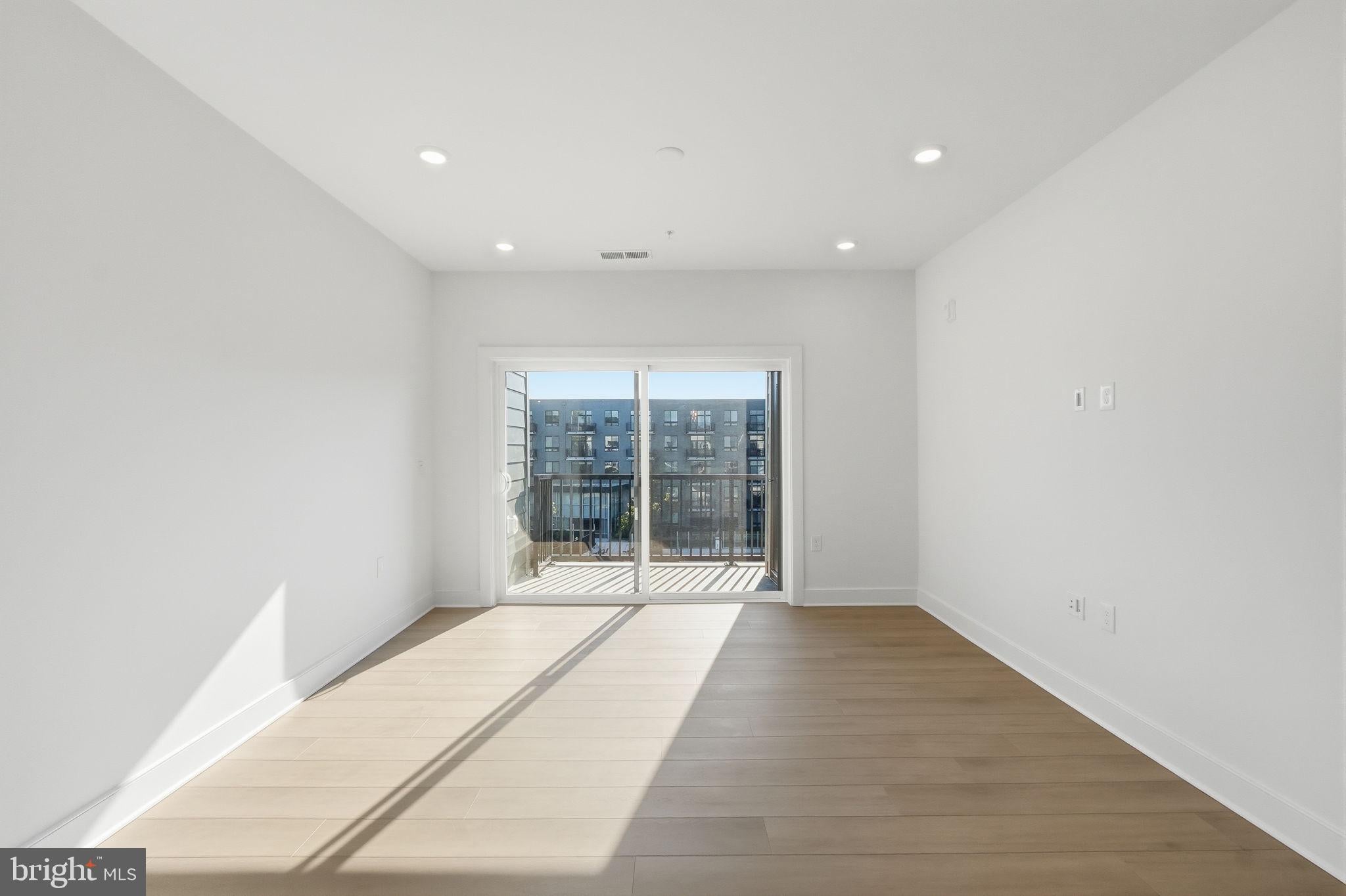 125 KINSALE PLACE 509