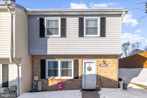 Condo For Sale - 214 Christos Court<br/> GLEN BURNIE, MD 21061