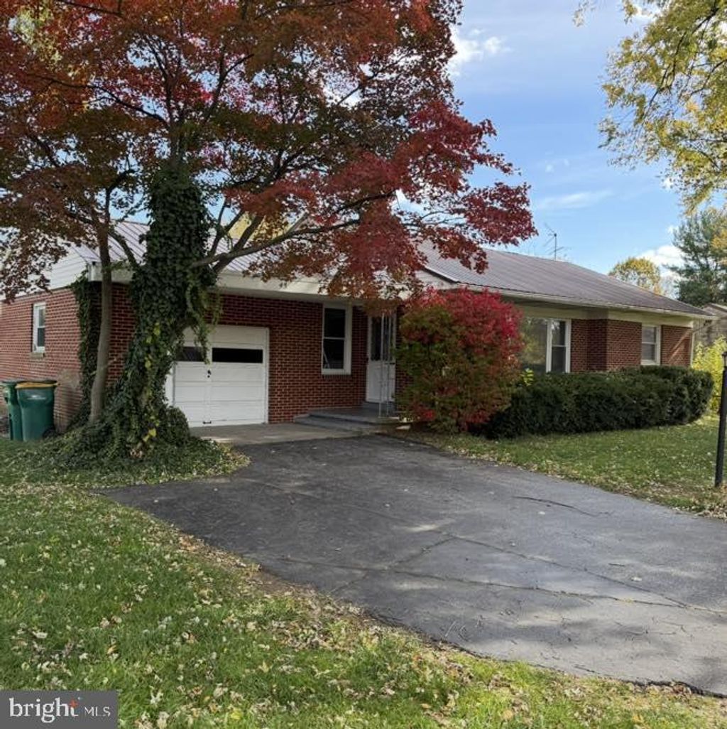 Photo of 43 Central Boulevard, CAMP HILL, PA 17011 (MLS # PACB2048254)