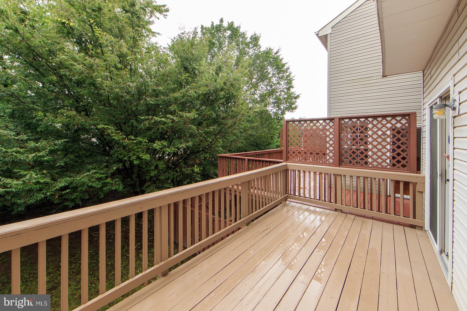 ASHBURN FARM - Residential Lease