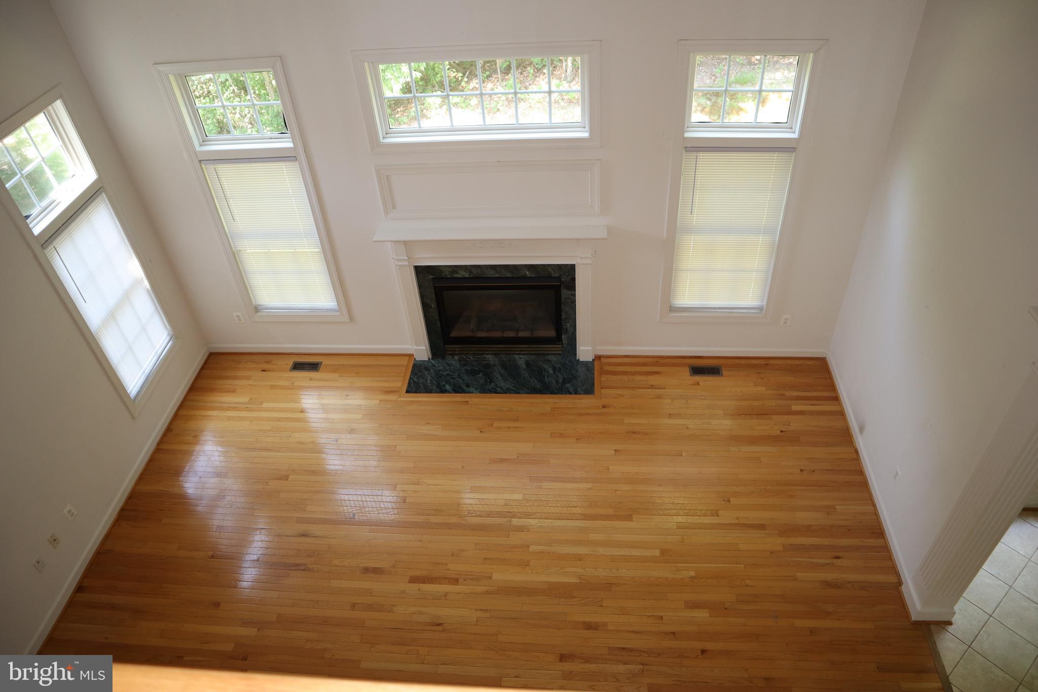 CROSS CREEK CLUB - Residential Lease